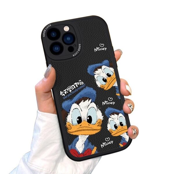 Donald Duck phone case - Image 3